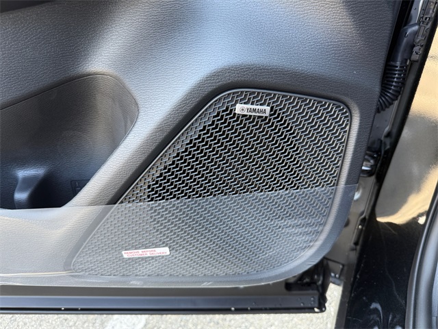 2025 Mitsubishi Outlander SE Image 29 of 33