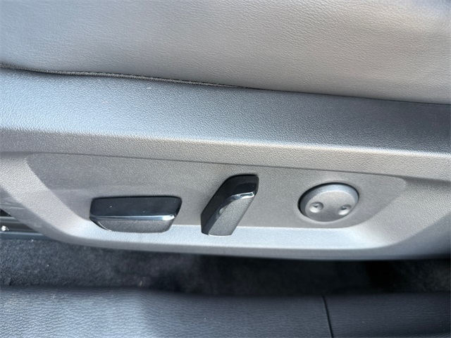 2025 Mitsubishi Outlander SE Image 22 of 33