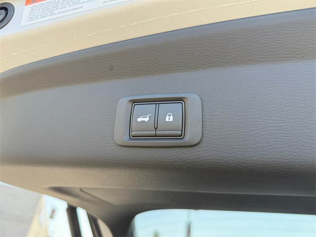 2025 Mitsubishi Outlander SE Image 28 of 35