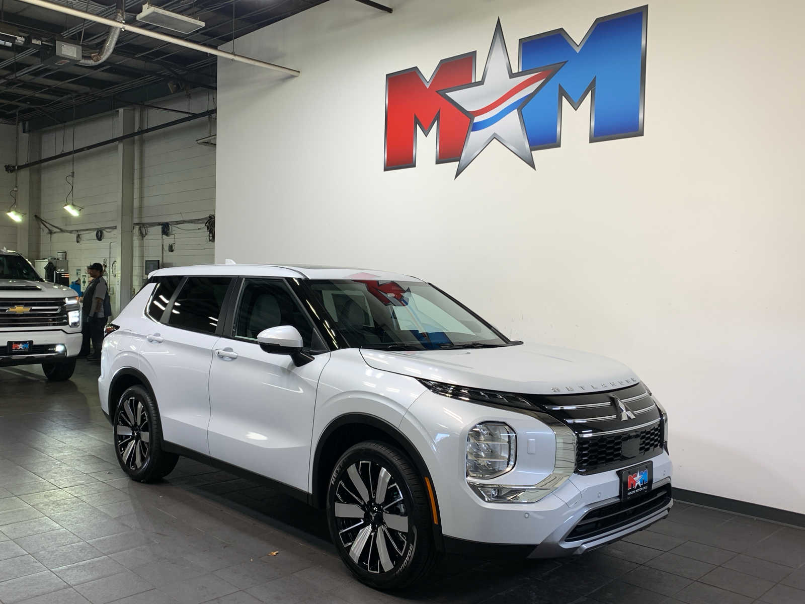 Vehicle image 1 of 10