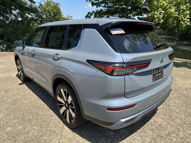 Vehicle image 7 of 14