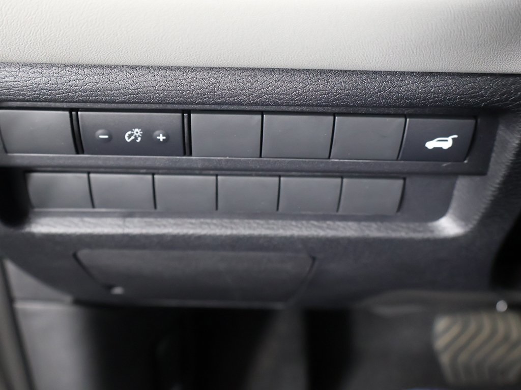 2025 Mitsubishi Outlander SE Image 53 of 57