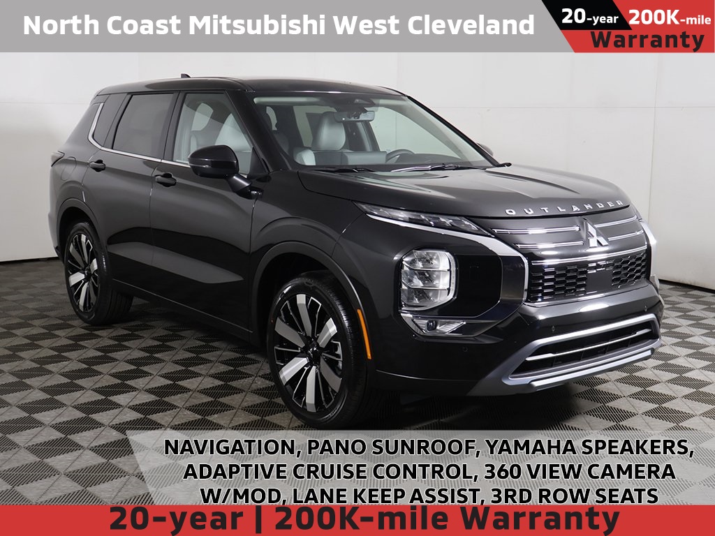 2025 Mitsubishi Outlander SE Image 6 of 57