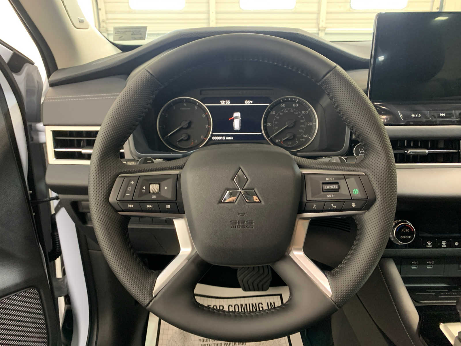 Vehicle image 9 of 11