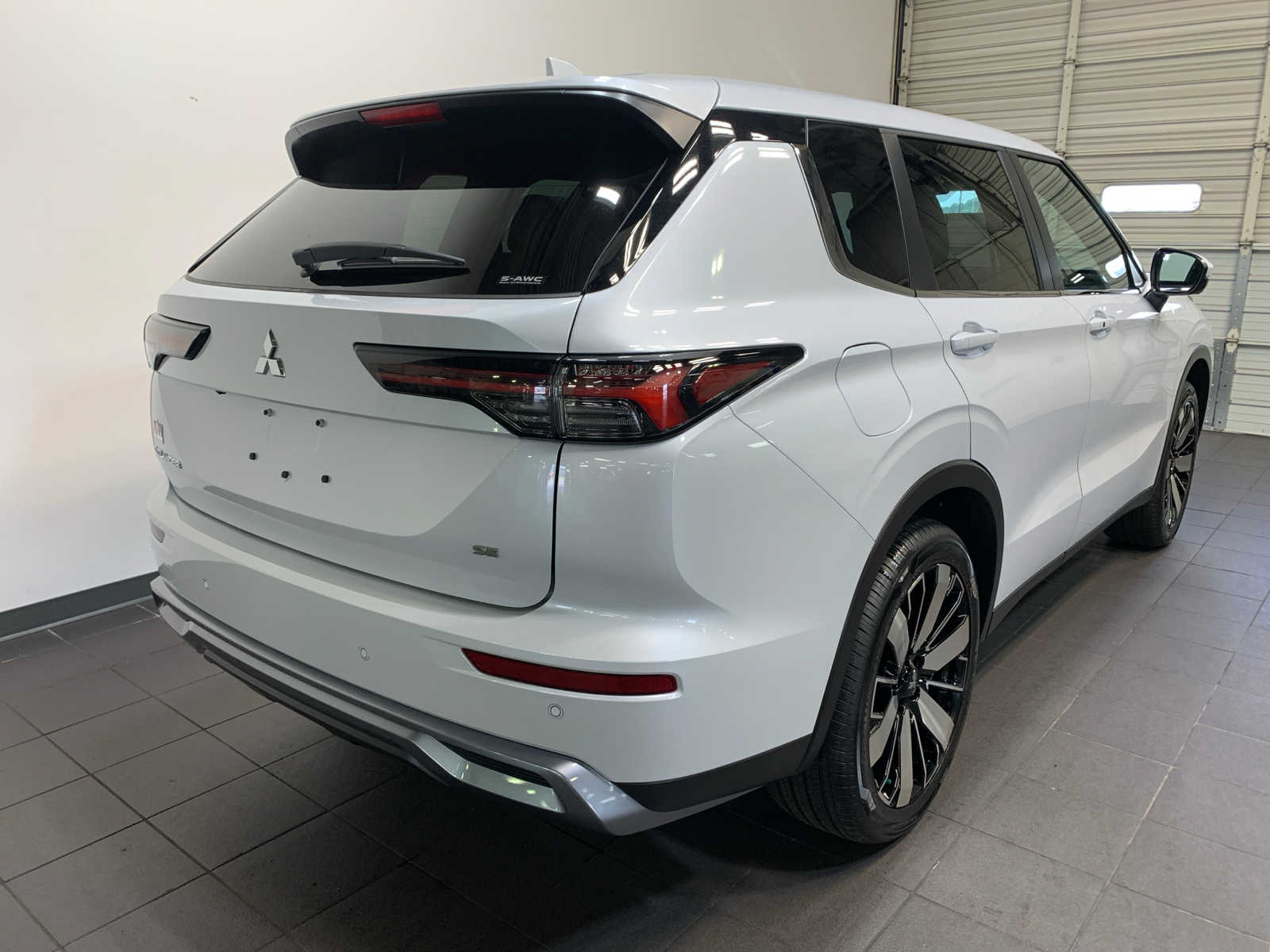 Vehicle image 3 of 11