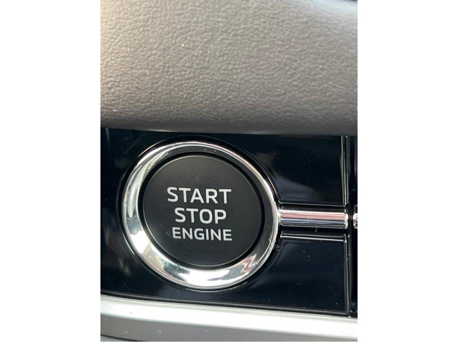 2025 Mitsubishi Outlander SE Image 22 of 24