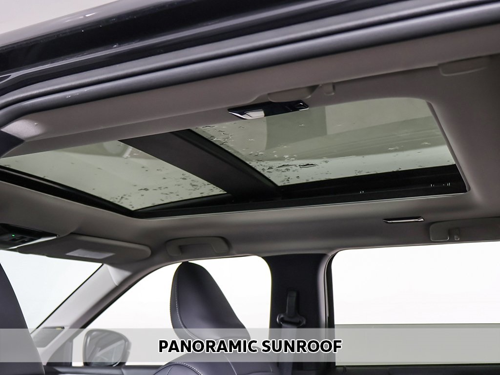 2025 Mitsubishi Outlander SE Image 52 of 60