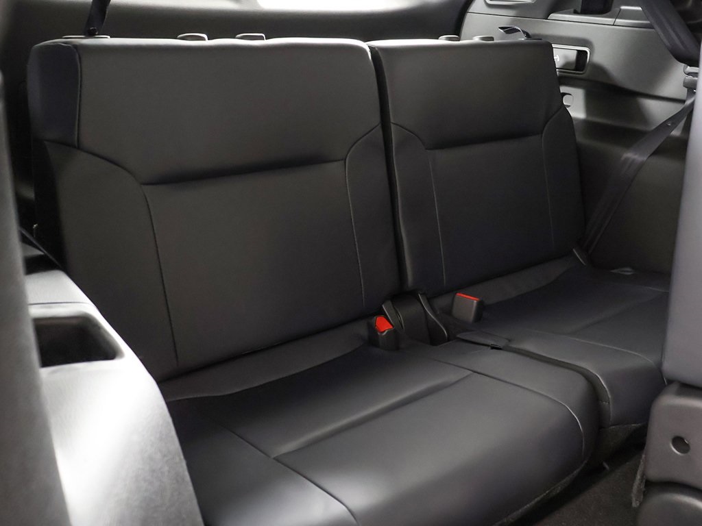 2025 Mitsubishi Outlander SE Image 15 of 60