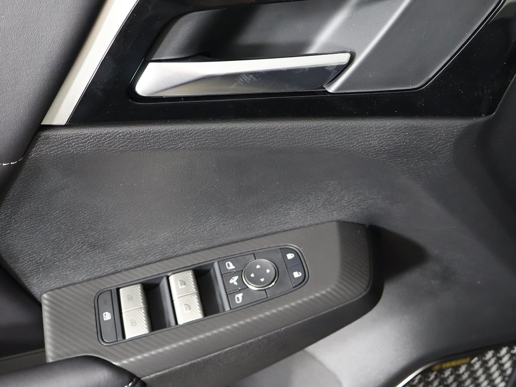 2025 Mitsubishi Outlander SE Image 55 of 60