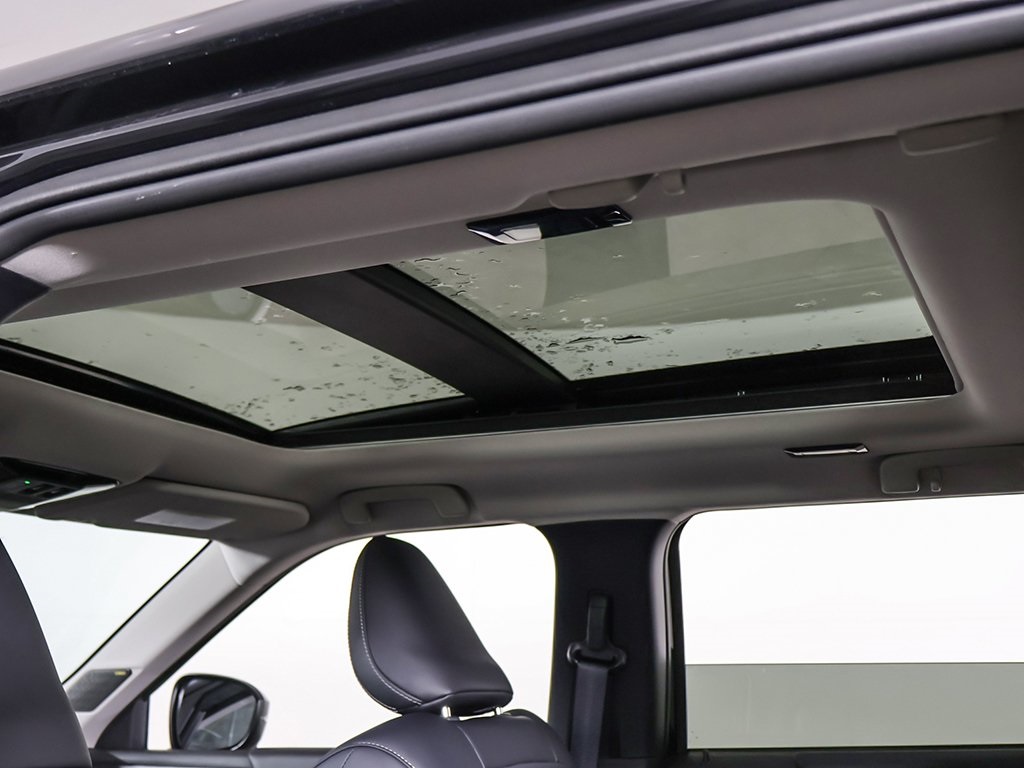 2025 Mitsubishi Outlander SE Image 30 of 60