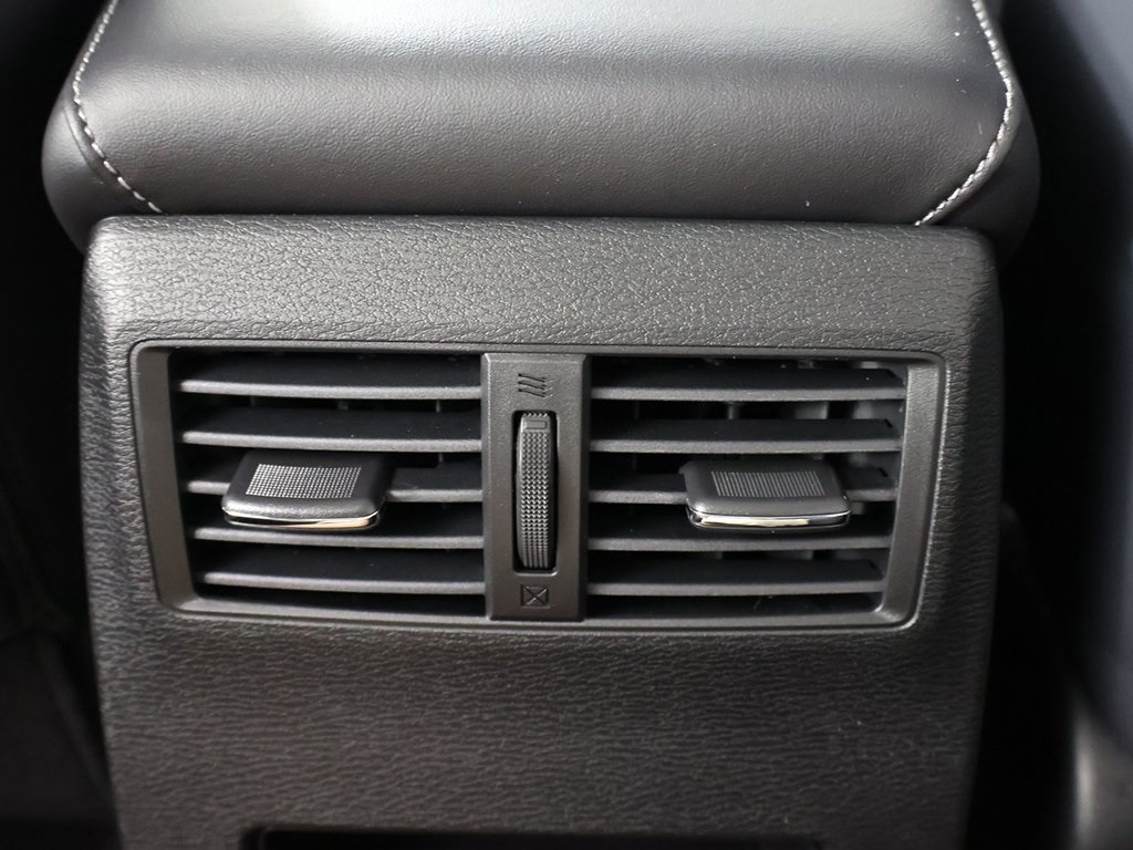 2025 Mitsubishi Outlander SE Image 43 of 60