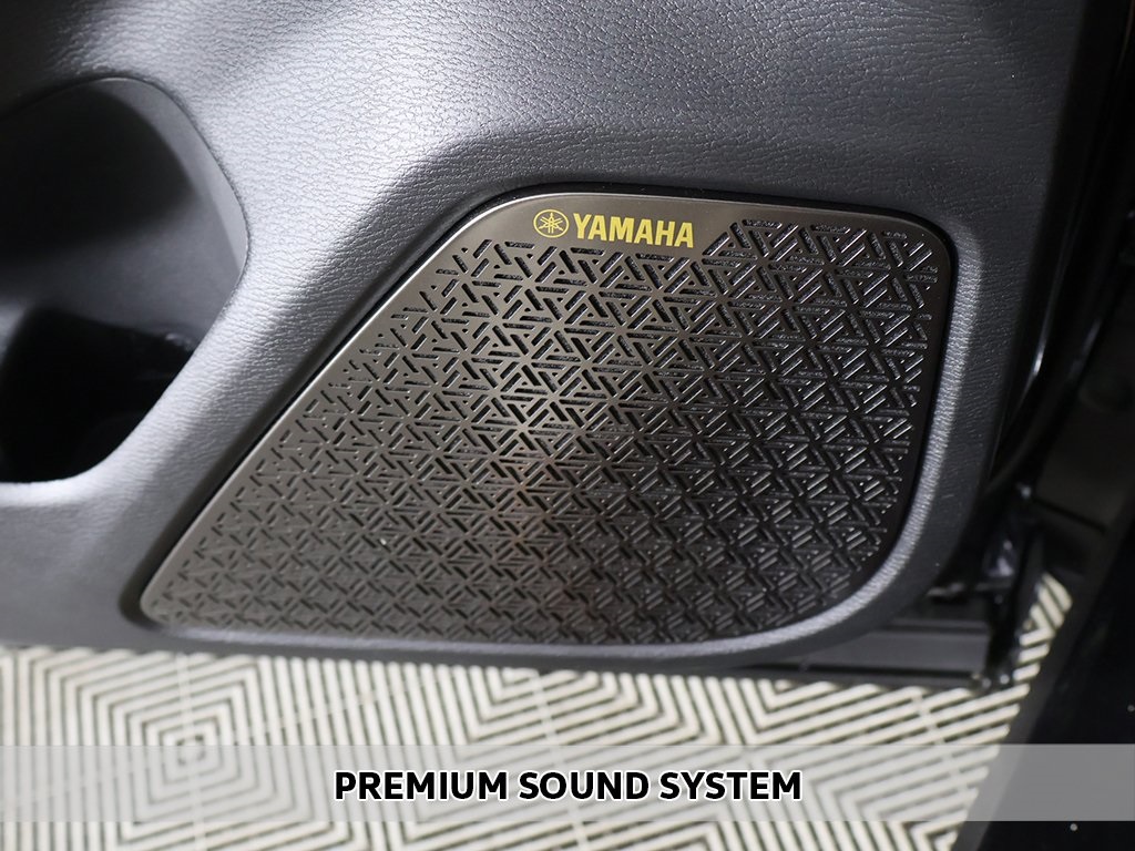 2025 Mitsubishi Outlander SE Image 60 of 60