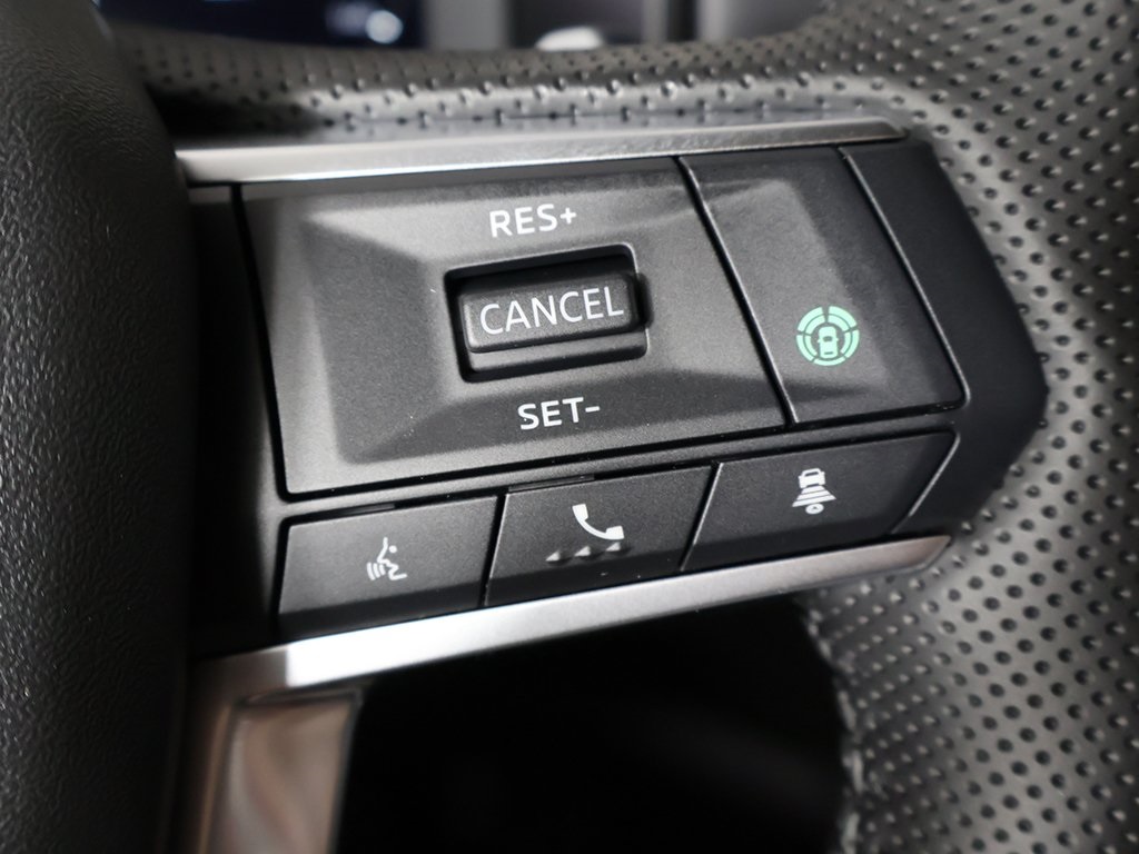 2025 Mitsubishi Outlander SE Image 46 of 60