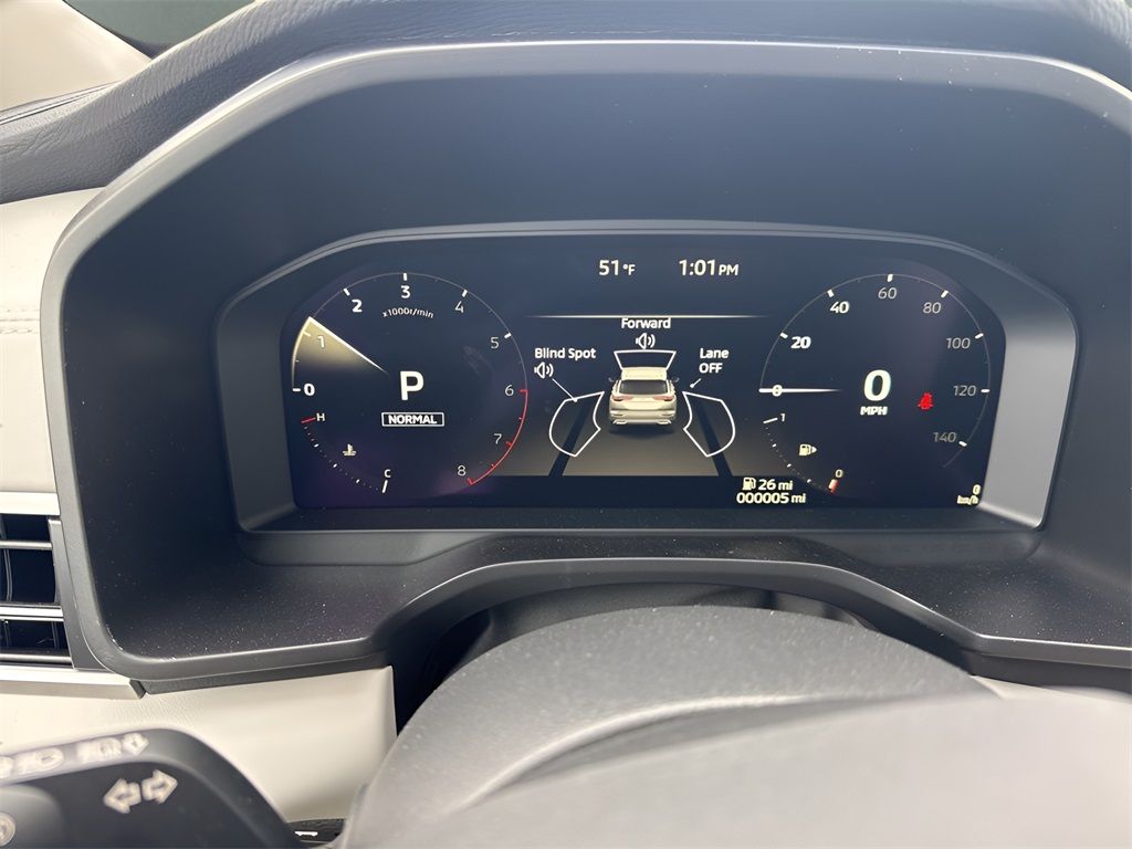 Vehicle image 15 of 31