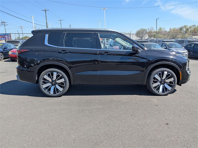 Vehicle image 5 of 45