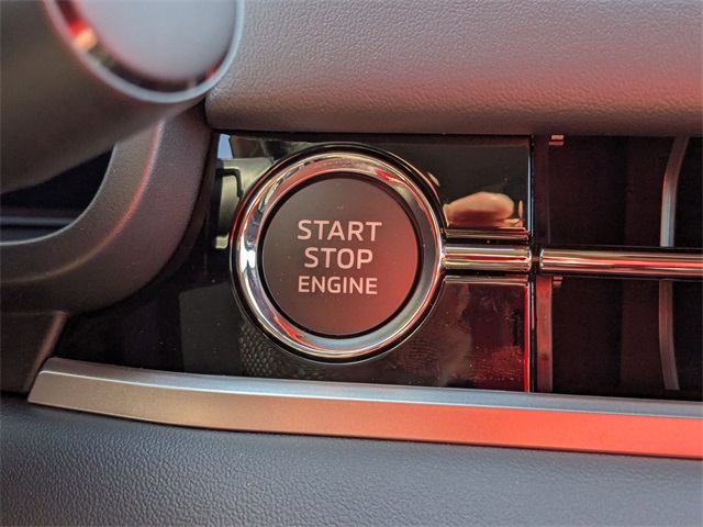 Vehicle image 25 of 45