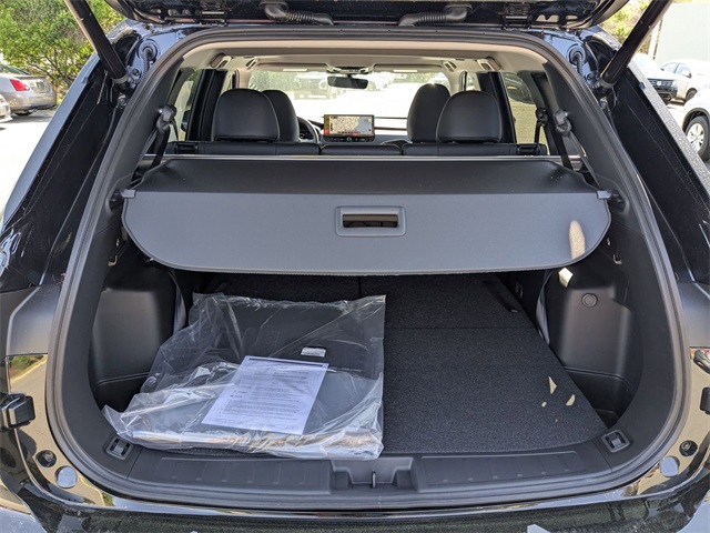 Vehicle image 36 of 45