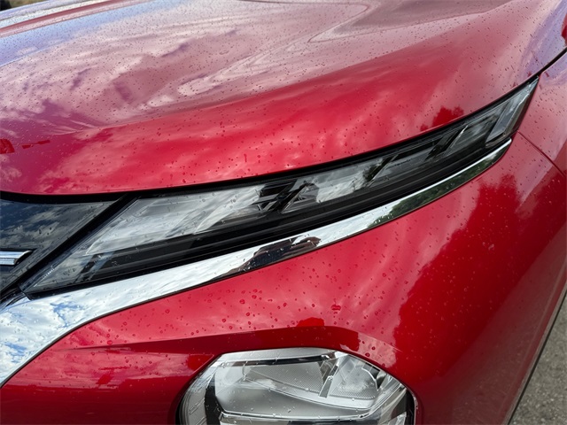 2025 Mitsubishi Outlander SEL Image 33 of 37