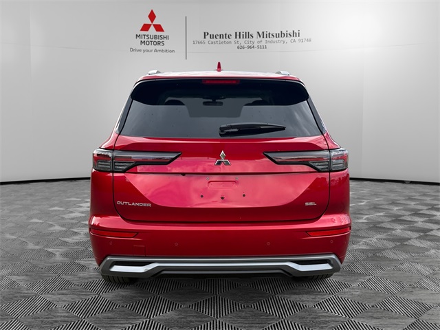 2025 Mitsubishi Outlander SEL Image 6 of 37