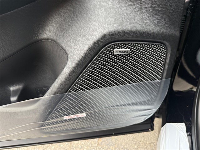 2025 Mitsubishi Outlander SEL Image 29 of 36