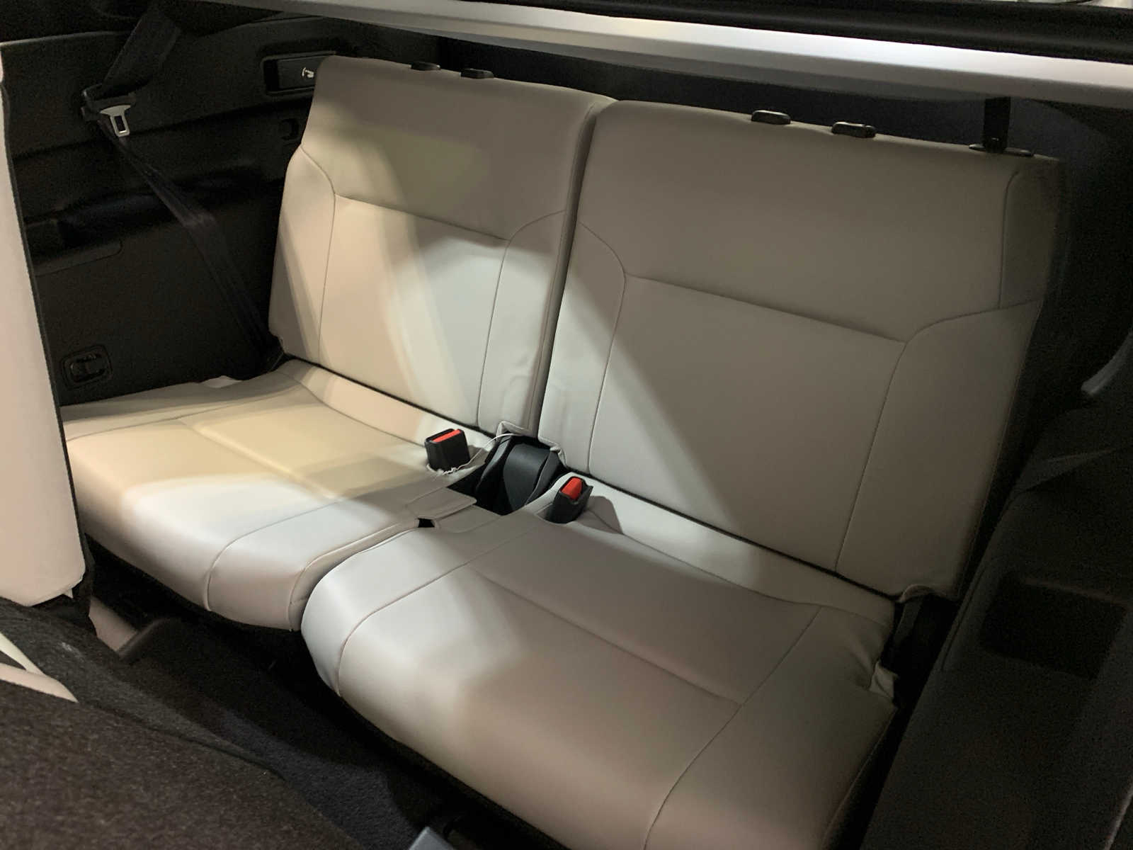 Vehicle image 12 of 13