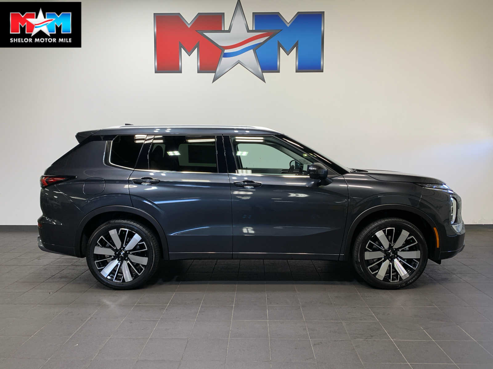 Vehicle image 2 of 13