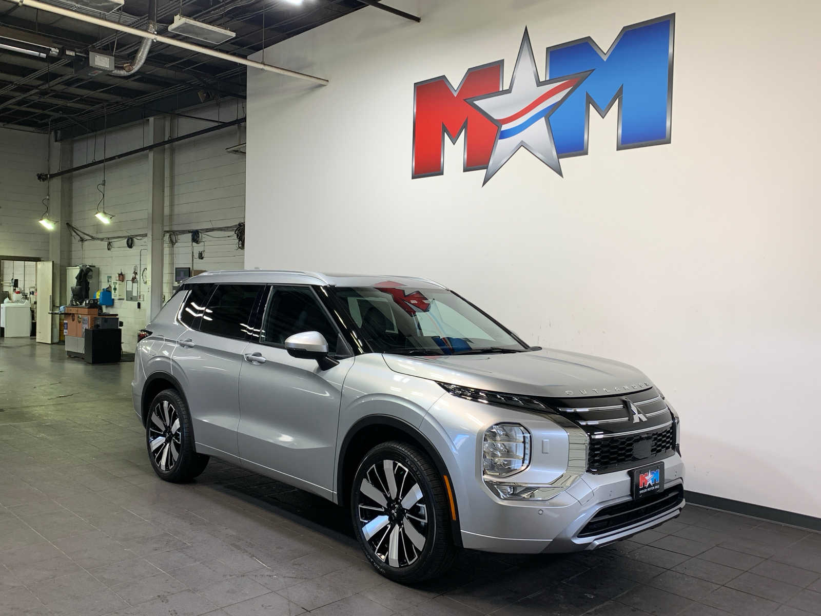 Vehicle image 1 of 10