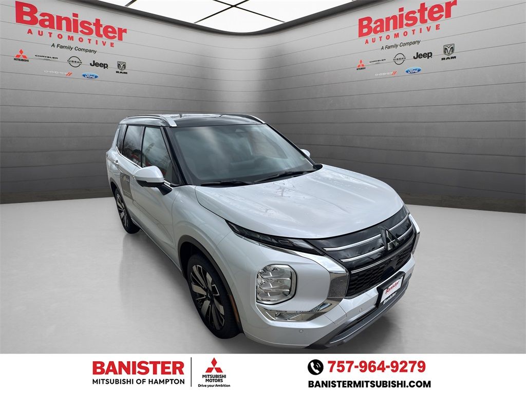 Vehicle image 3 of 31