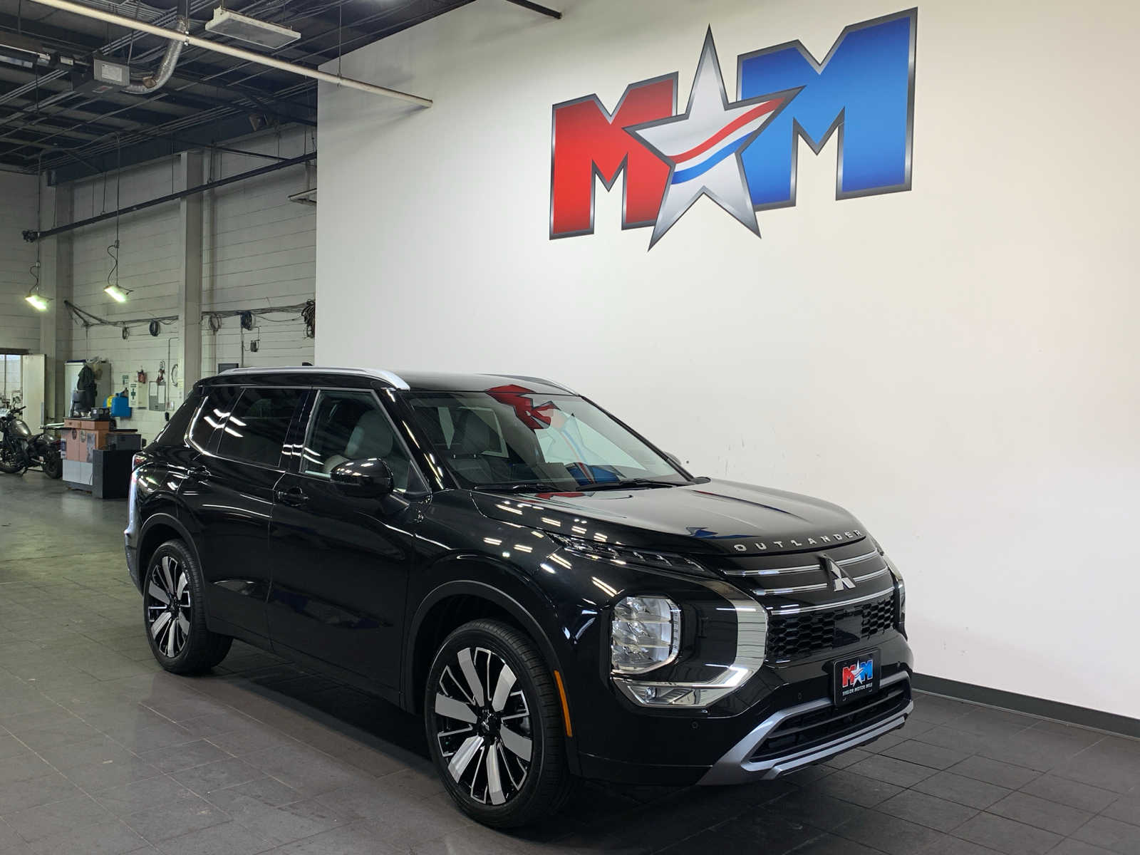 Vehicle image 1 of 10