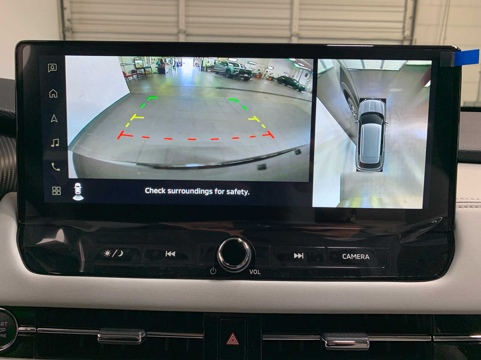 Vehicle image 4 of 10