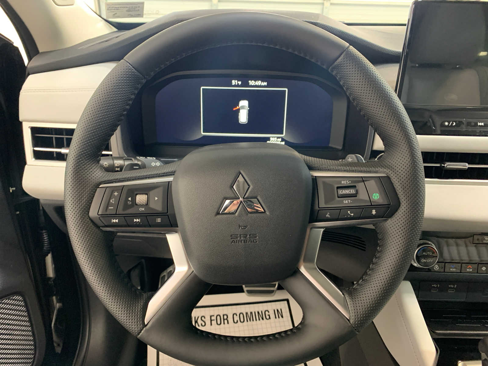 Vehicle image 9 of 10
