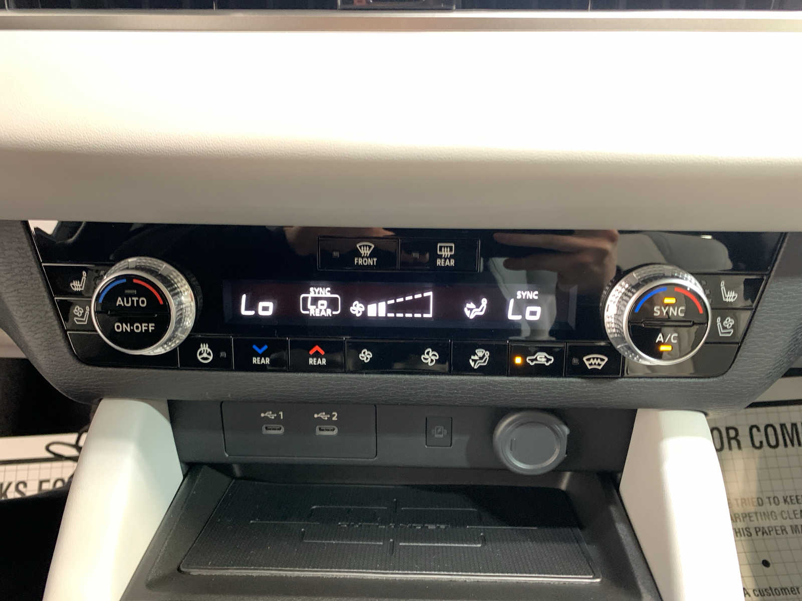 Vehicle image 8 of 10
