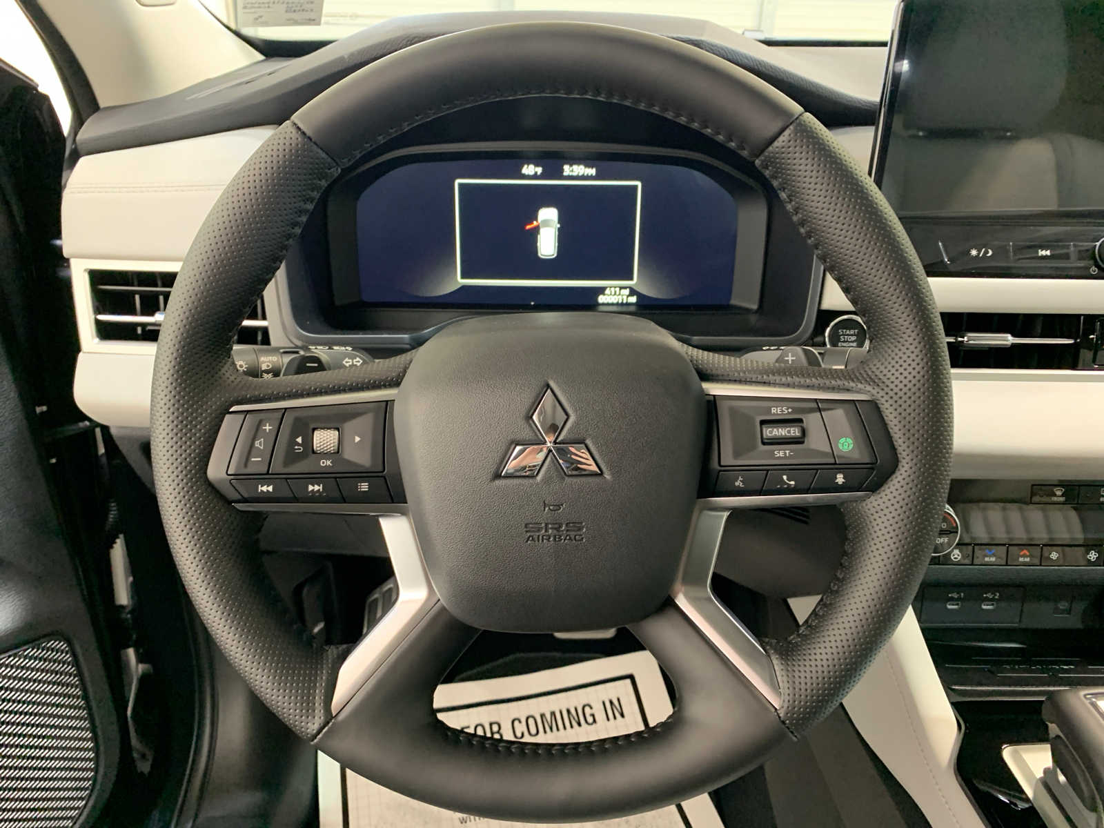 Vehicle image 9 of 10