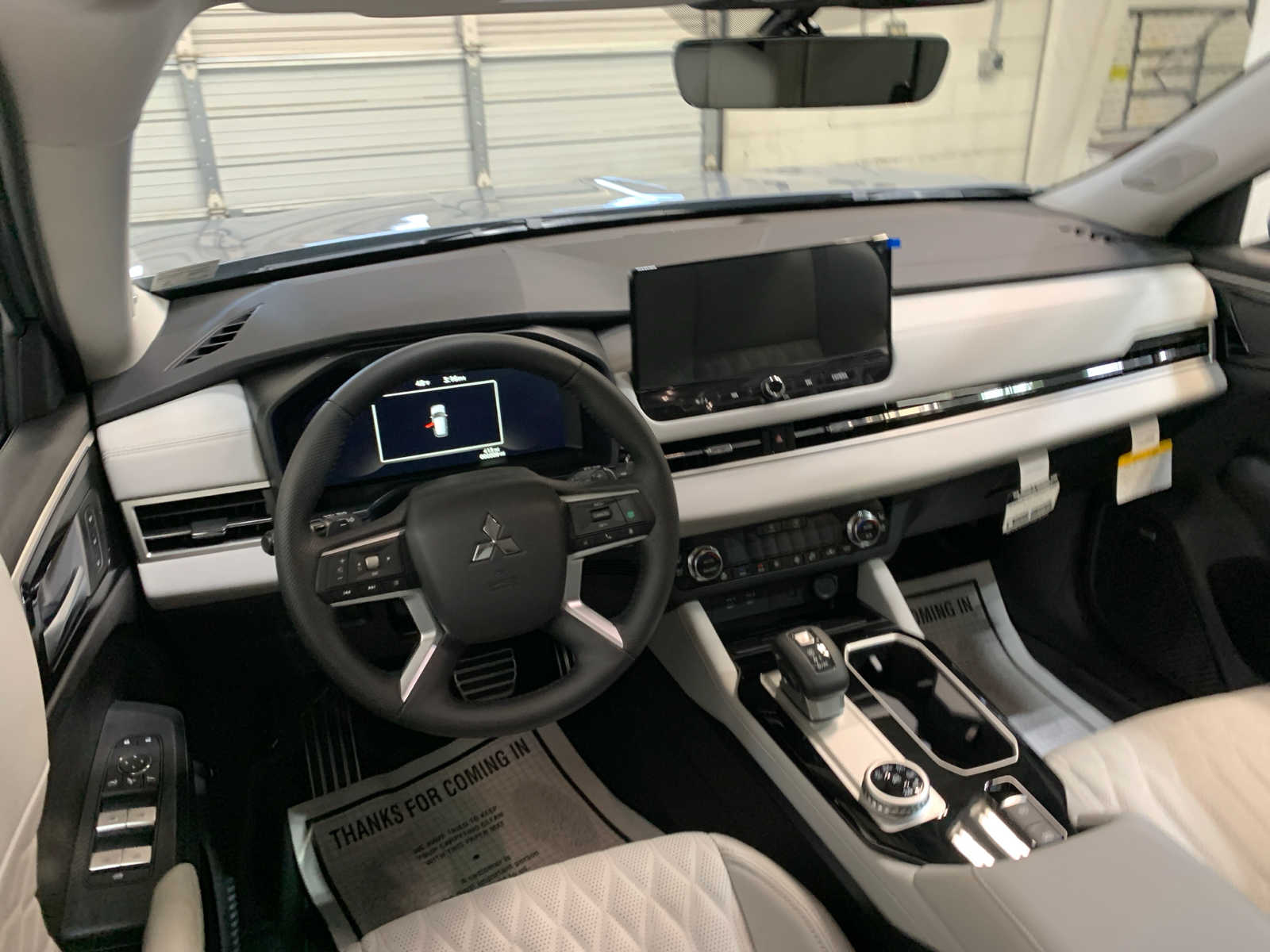 Vehicle image 5 of 10