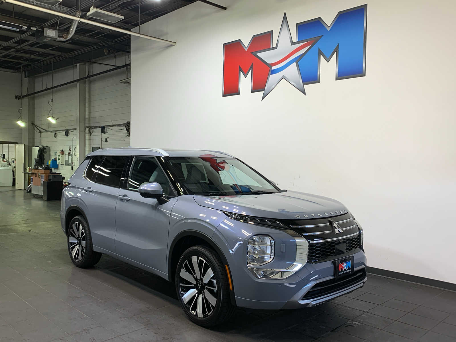 Vehicle image 1 of 10