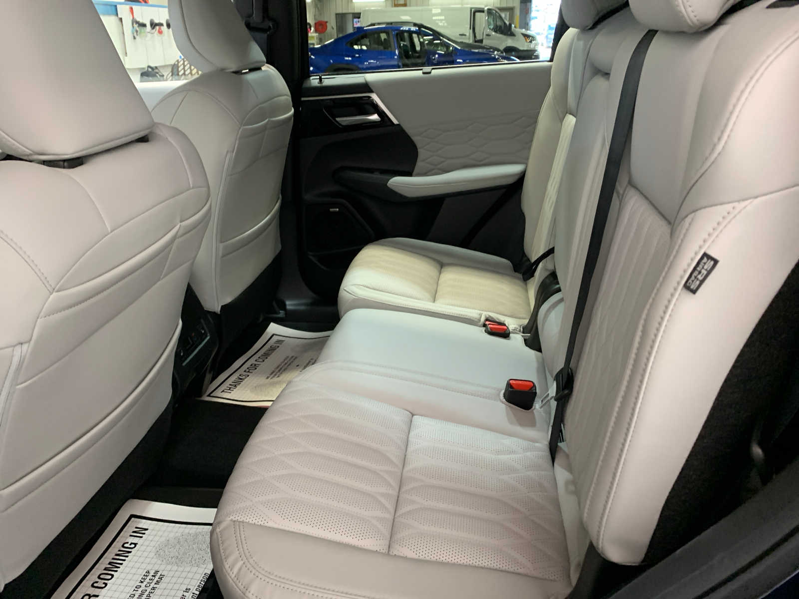 Vehicle image 5 of 10