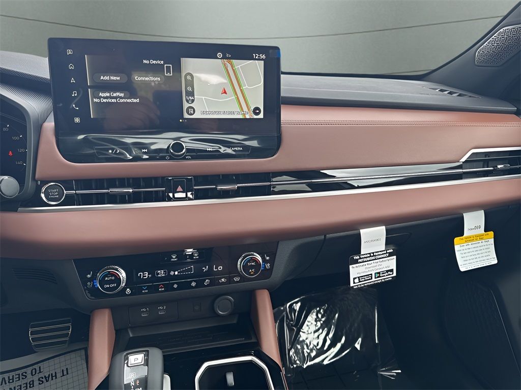 Vehicle image 16 of 32