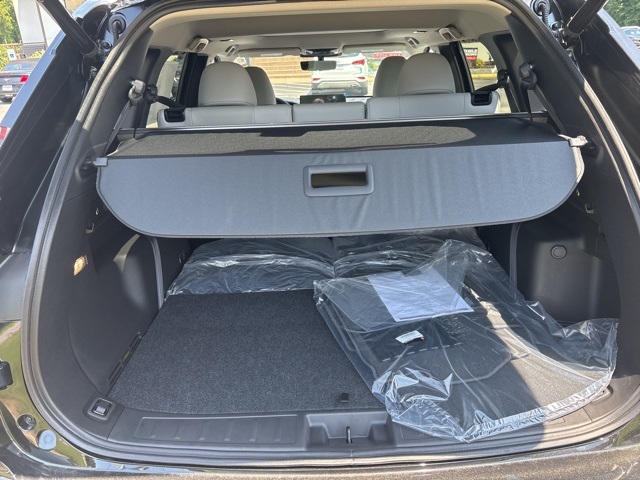 Vehicle image 11 of 29