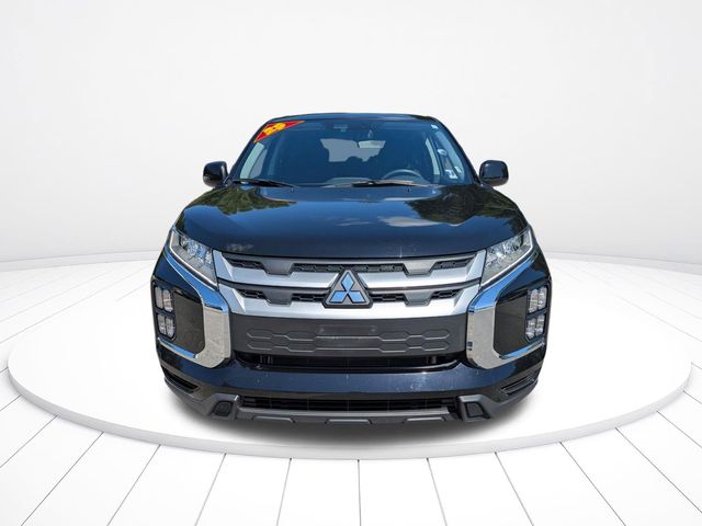2025 Mitsubishi Outlander Sport ES Image 2 of 31