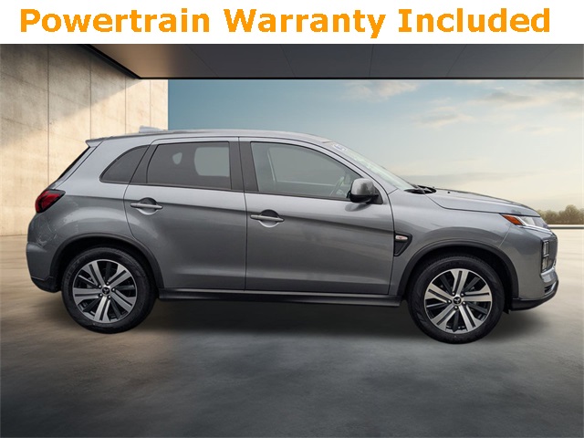 2025 Mitsubishi Outlander Sport ES Image 5 of 27