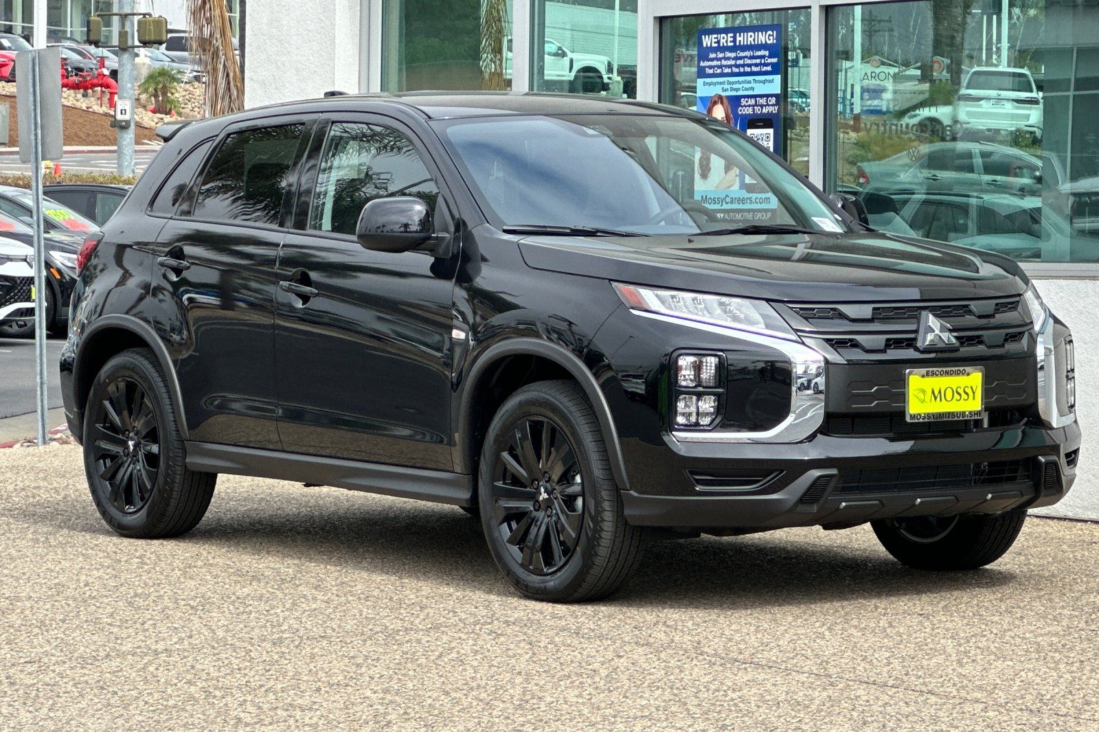 2025 Mitsubishi Outlander Sport S Image 3 of 26