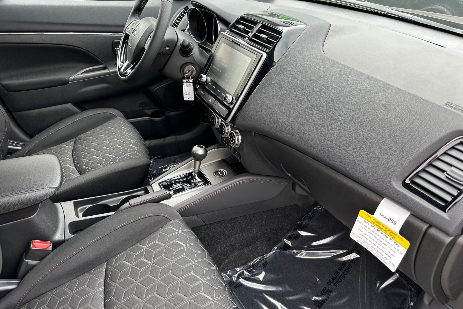 2025 Mitsubishi Outlander Sport S Image 15 of 26