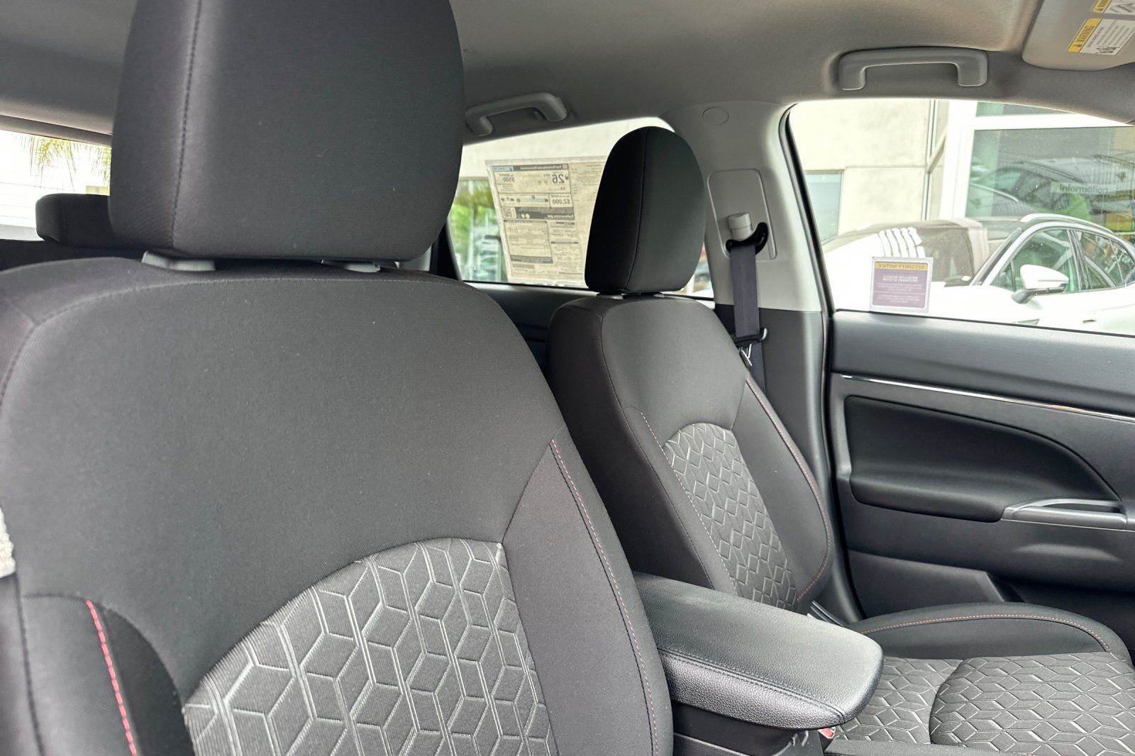 2025 Mitsubishi Outlander Sport S Image 11 of 26