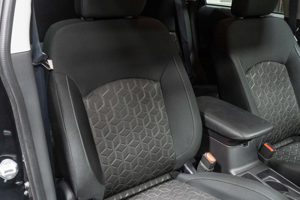 2025 Mitsubishi Outlander Sport ES Image 10 of 23