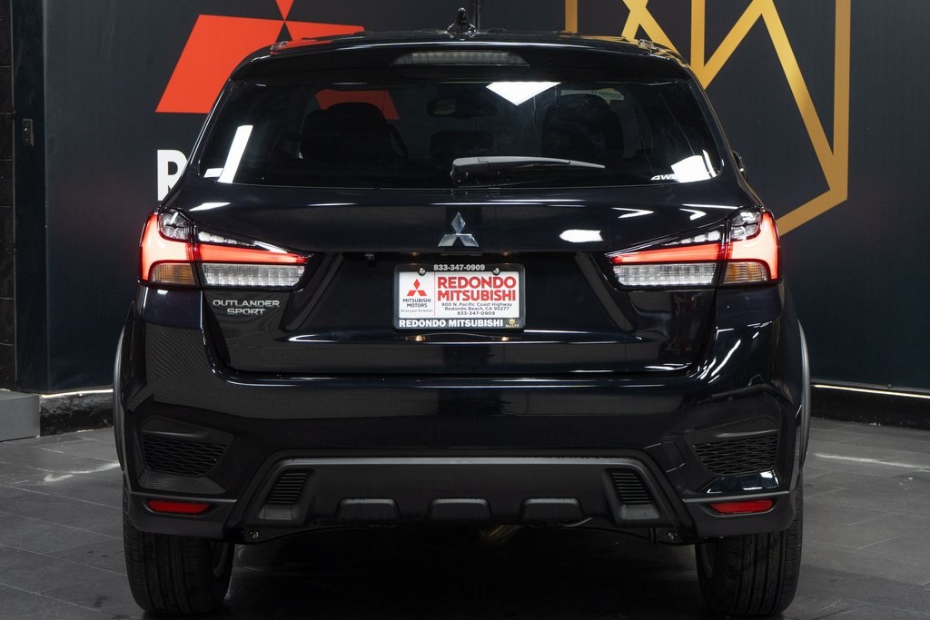 2025 Mitsubishi Outlander Sport ES Image 9 of 23
