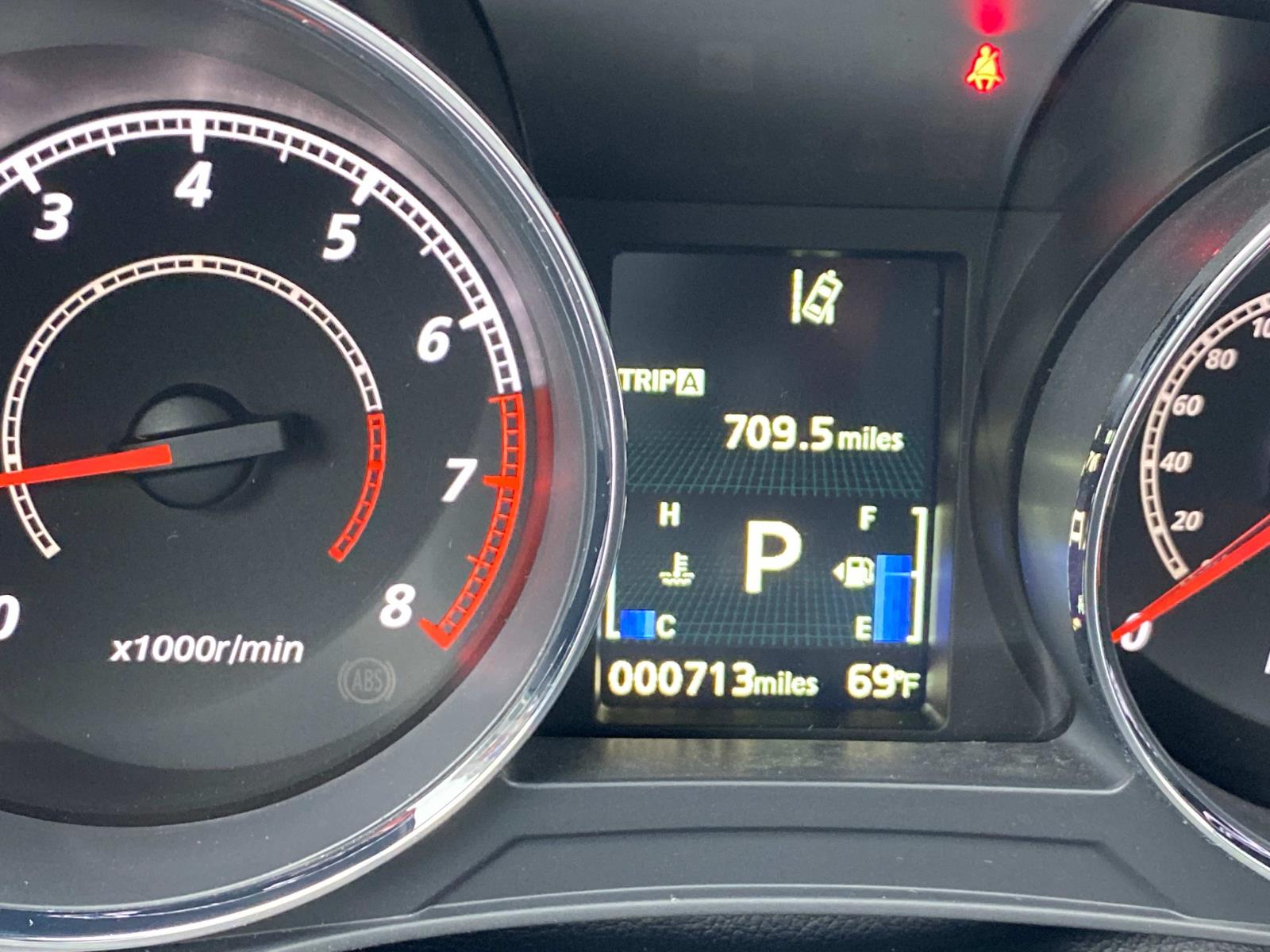 Vehicle image 18 of 26