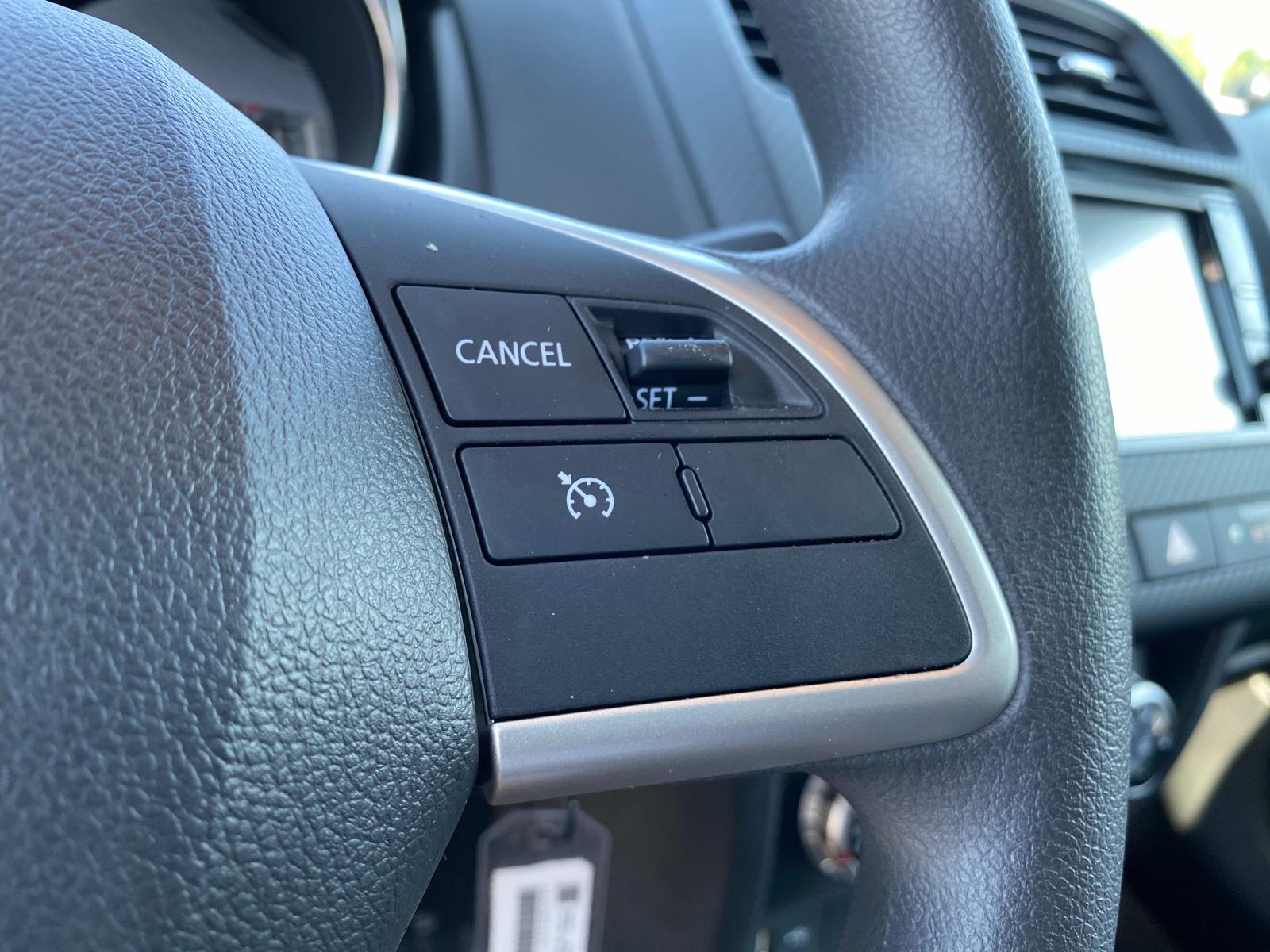 Vehicle image 21 of 24