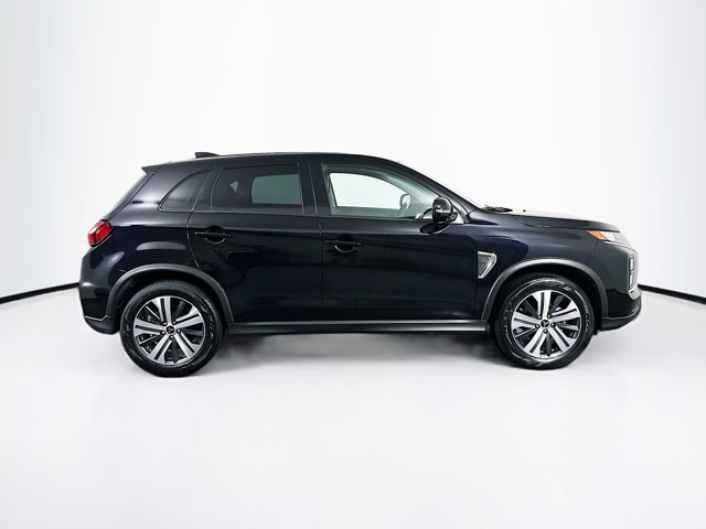 2025 Mitsubishi Outlander Sport SE Image 4 of 27