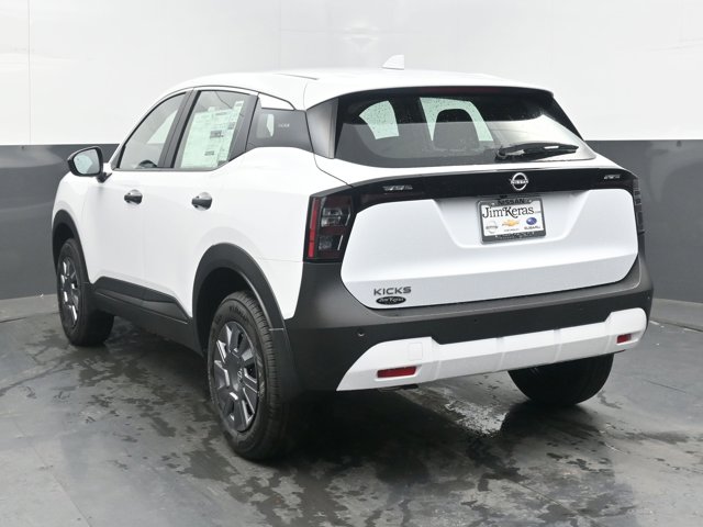 Vehicle image 12 of 44