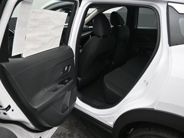 Vehicle image 37 of 44